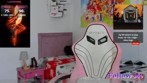 Snapshot of princess_odette chatting on 10-07-25, 03:20 desire sweet online show from 10-07-25, 03:20