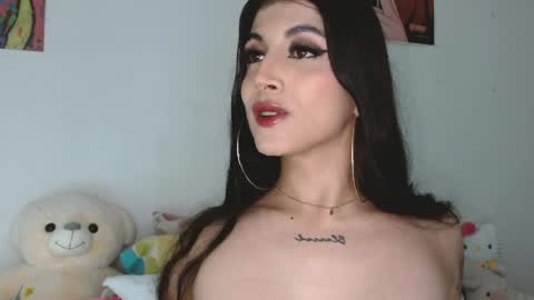 Sophie online show from 04-18-26, 10:54