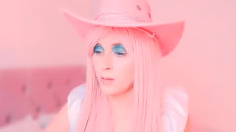 Snapshot of princess_peaach chatting on 10-23-25, 02:00 ArianaJoliiee online show from 10-23-25, 02:00