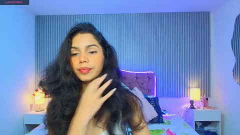 princess_skinny18 online show from 06-08-26, 01:28