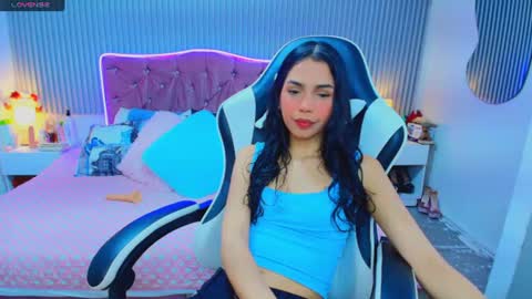 Snapshot of princess_skinny18 chatting on 06-21-26, 10:34 princess_skinny18 online show from 06-21-26, 10:34