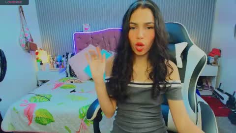 Snapshot of princess_skinny18 chatting on 07-01-26, 10:20 princess_skinny18 online show from 07-01-26, 10:20