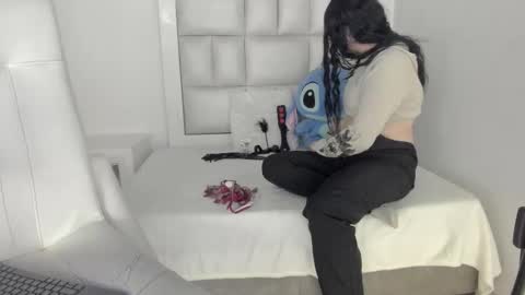 princess_tokyo_ online show from 11-08-25, 04:34