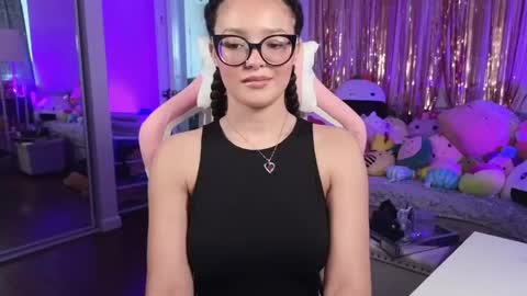 Amber online show from 04-26-26, 02:42