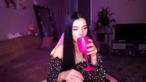 princessamira1 online show from 11-09-25, 03:21