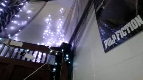 Holly love online show from 11-14-25, 08:18