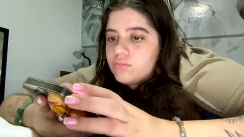 Snapshot of princesslaylaa chatting on 12-13-24, 08:09 princessviccxo online show from 12-13-24, 08:09