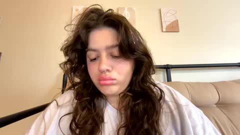 Snapshot of princesslaylaa chatting on 10-06-25, 09:12 princessviccxo online show from 10-06-25, 09:12