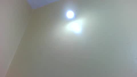 Snapshot of princessmiles2 chatting on 05-16-26, 10:36 phelly online show from 05-16-26, 10:36