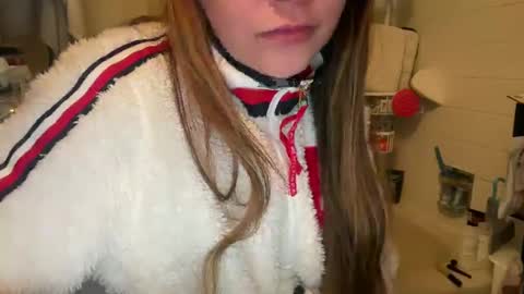 Snapshot of princessoftenis44 chatting on 03-07-25, 12:26 princessoftenis44 online show from 03-07-25, 12:26