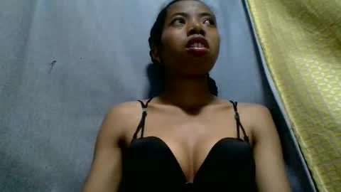 Snapshot of prisca880319 chatting on 04-30-26, 08:09 prisca880319 online show from 04-30-26, 08:09