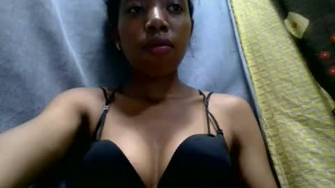 Snapshot of prisca880319 chatting on 05-02-26, 02:55 prisca880319 online show from 05-02-26, 02:55