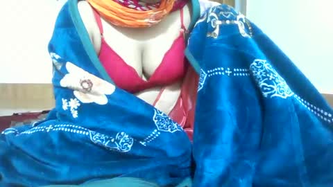 Snapshot of priyonti34 chatting on 12-06-24, 02:02 Priyonti ganguli online show from 12-06-24, 02:02