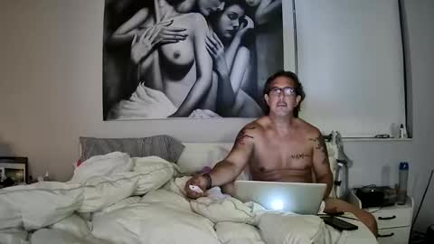 Snapshot of profundoyrico chatting on 10-23-25, 04:56 LG online show from 10-23-25, 04:56