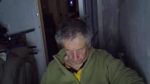 projectorepson online show from 12-01-25, 06:35