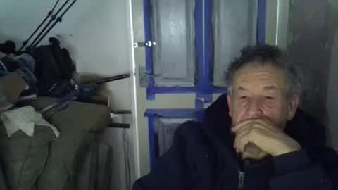 projectorepson online show from 12-16-25, 01:49