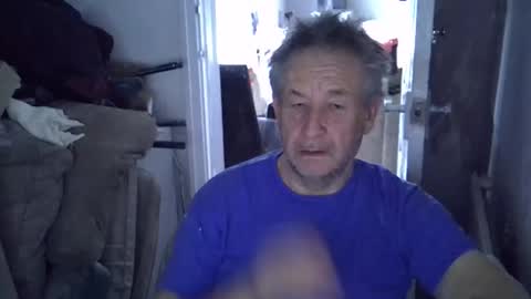 projectorepson online show from 12-21-25, 01:29