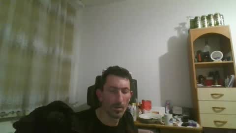 Mariusz online show from 01-07-25, 03:33