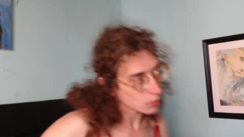 Snapshot of prxscillia_tx chatting on 05-09-26, 04:23 prxscillia_tx online show from 05-09-26, 04:23