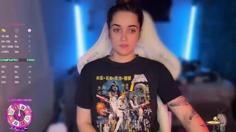 Queen of Pain online show from 12-04-25, 11:08