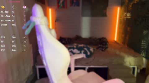 Queen of Pain online show from 04-06-26, 04:46