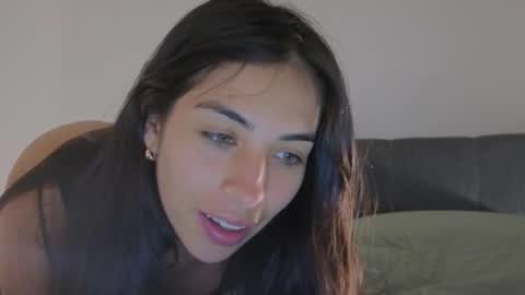 Snapshot of pssiquiss chatting on 11-28-25, 04:26 Katerine online show from 11-28-25, 04:26