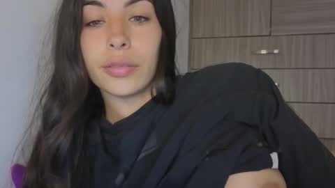 Snapshot of pssiquiss chatting on 02-27-26, 06:41 Katerine online show from 02-27-26, 06:41