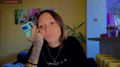 Snapshot of psyheya chatting on 09-14-25, 09:52 LUCY ----- online show from 09-14-25, 09:52