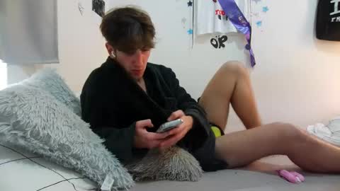 pttvnvkk online show from 02-24-25, 11:32