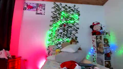 Emma Rico   model indep online show from 12-17-25, 03:12