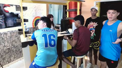 university hot online show from 01-16-25, 03:45