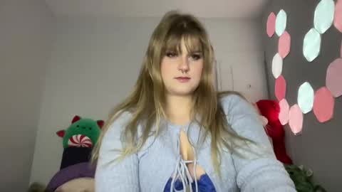 Snapshot of puckxbunnyy chatting on 02-20-25, 03:01 Bunny online show from 02-20-25, 03:01