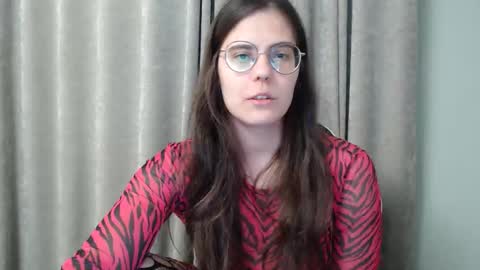 Snapshot of puffy_sex_lover chatting on 05-10-26, 09:09 puffy_sex_lover online show from 05-10-26, 09:09