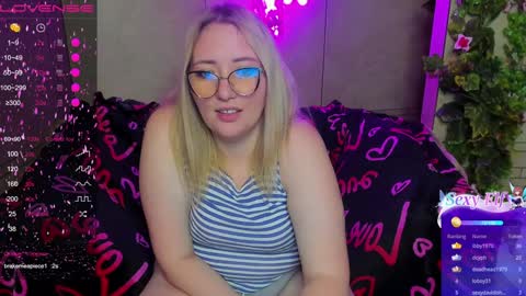 puffybun online show from 12-27-24, 03:31