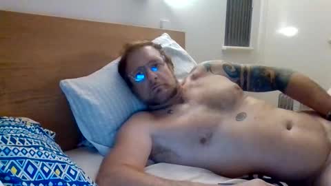 Snapshot of pulllin4u chatting on 05-15-26, 12:45 pulllin4u online show from 05-15-26, 12:45