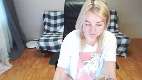 Polly online show from 12-14-24, 07:07