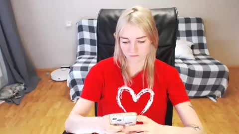 Polly online show from 03-11-25, 10:40