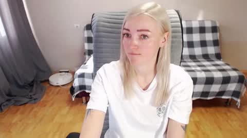 Polly online show from 03-16-26, 04:40