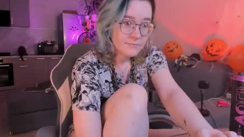 Alisa  lack of vitamin D  online show from 10-28-25, 08:07