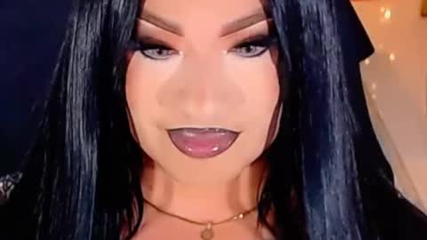 Snapshot of punisher9inchss chatting on 12-18-25, 05:02 online show from 12-18-25, 05:02