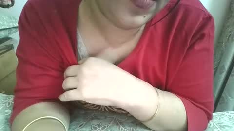 nutella online show from 11-12-25, 05:02