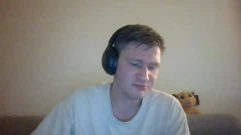 punkindrublic25 online show from 06-15-26, 01:41