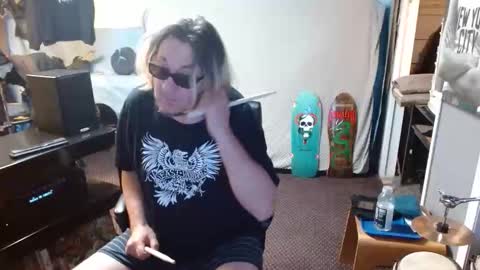 Jojo online show from 03-26-26, 04:12