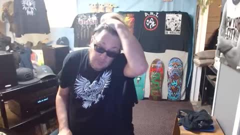 Snapshot of punkypapi chatting on 05-03-26, 04:24 Jojo online show from 05-03-26, 04:24