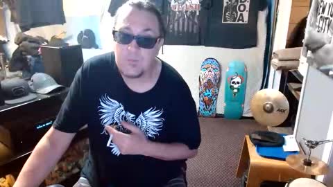 Snapshot of punkypapi chatting on 05-27-26, 05:54 Jojo online show from 05-27-26, 05:54