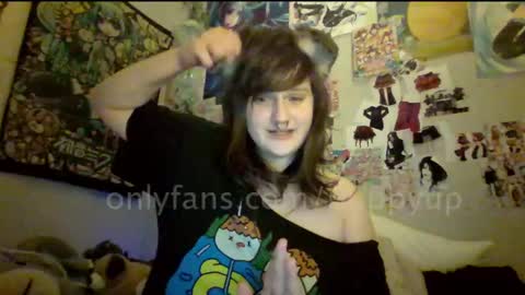 Snapshot of puppybliss chatting on 09-12-25, 08:25 Tboy Puppy online show from 09-12-25, 08:25