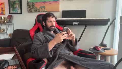 Pup Scritch online show from 02-20-26, 04:18