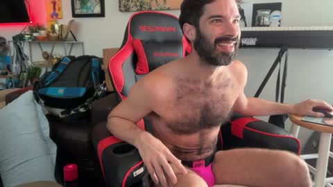 Pup Scritch online show from 04-09-26, 03:39