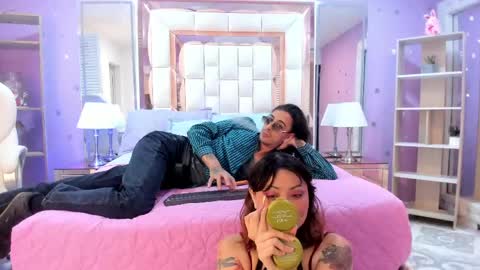 Snapshot of puretemptation_ chatting on 04-24-26, 08:11 Experienced guys online show from 04-24-26, 08:11