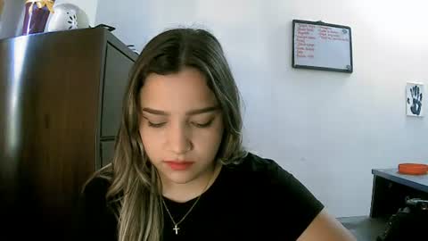 Lizzy online show from 06-11-26, 10:19